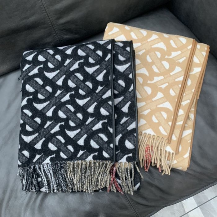 Burberry Scarf BBC00116