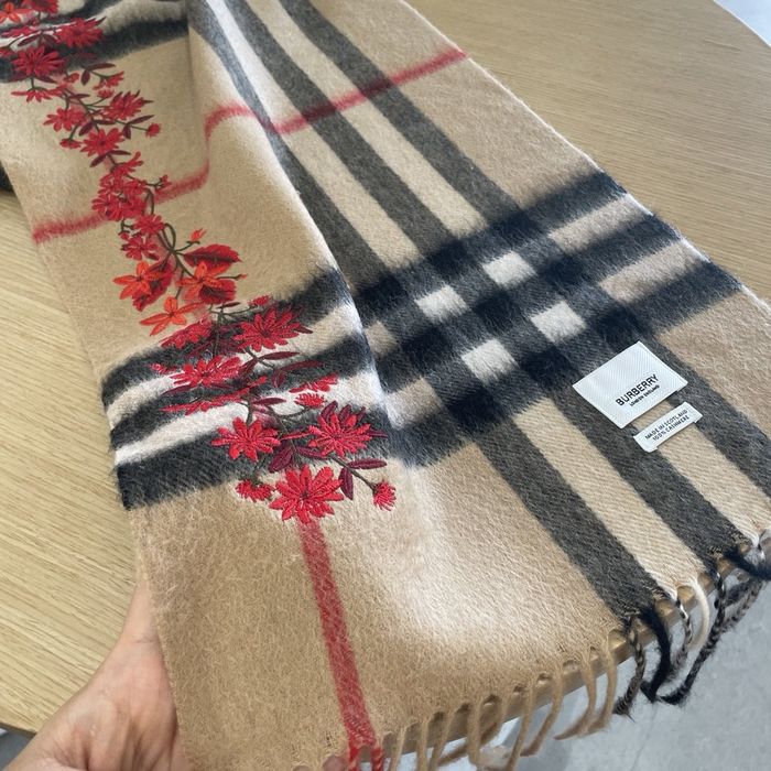 Burberry Scarf BBC00120