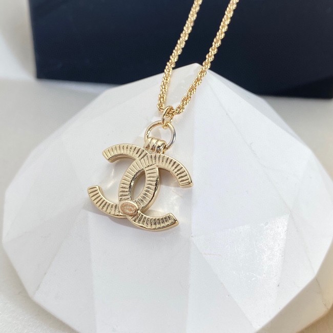 Chanel Necklace CE9202