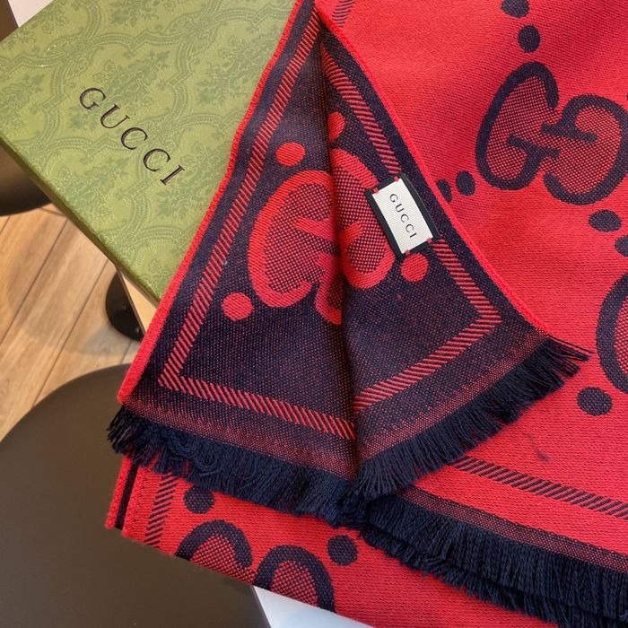 Gucci Scarf GUC00017