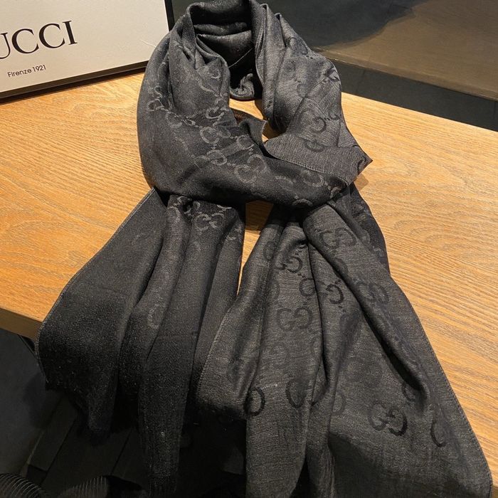 Gucci Scarf GUC00035