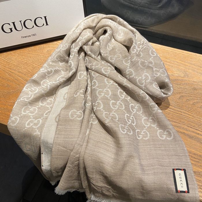 Gucci Scarf GUC00036