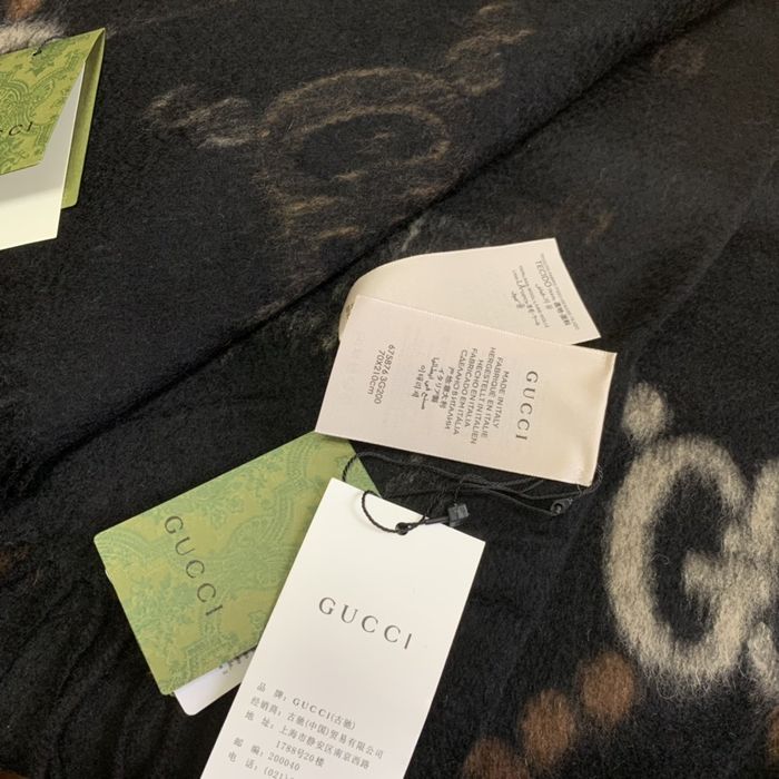 Gucci Scarf GUC00038