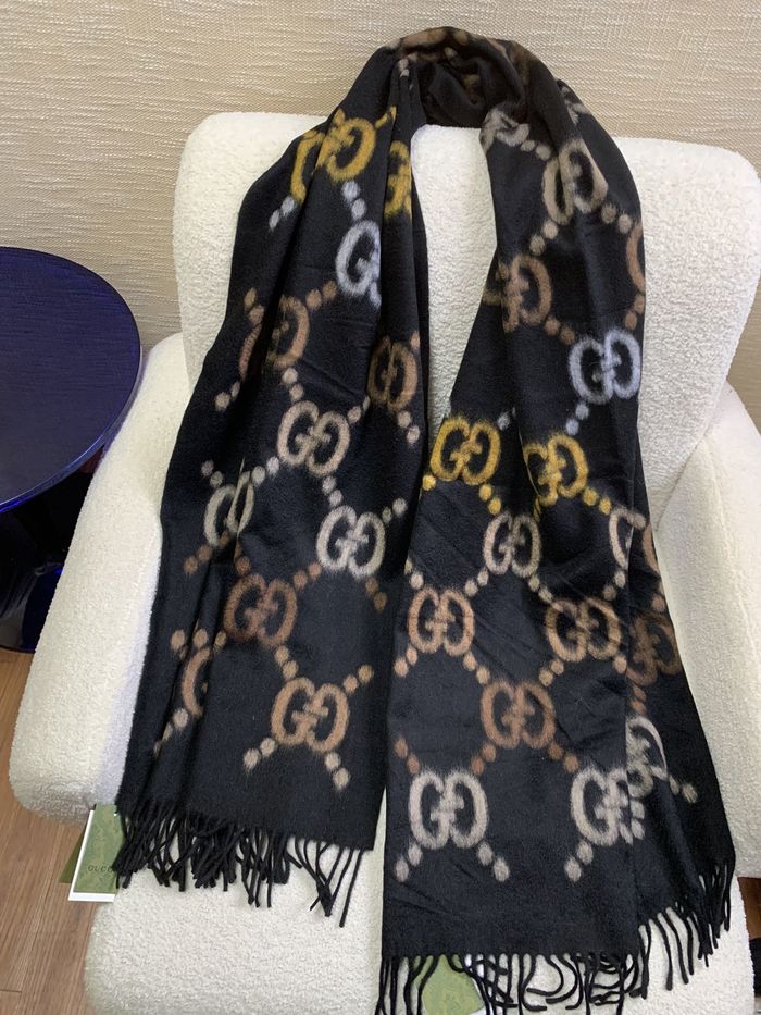 Gucci Scarf GUC00038