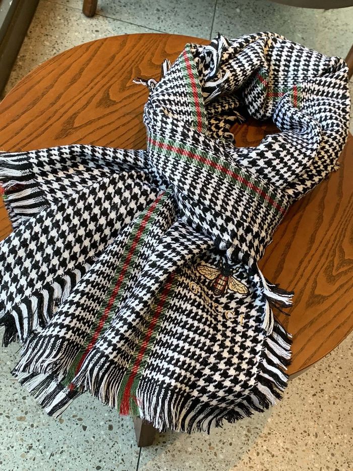 Gucci Scarf GUC00040