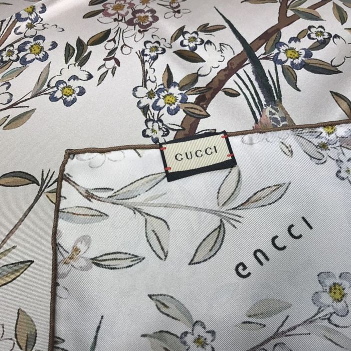 Gucci Scarf GUC00060