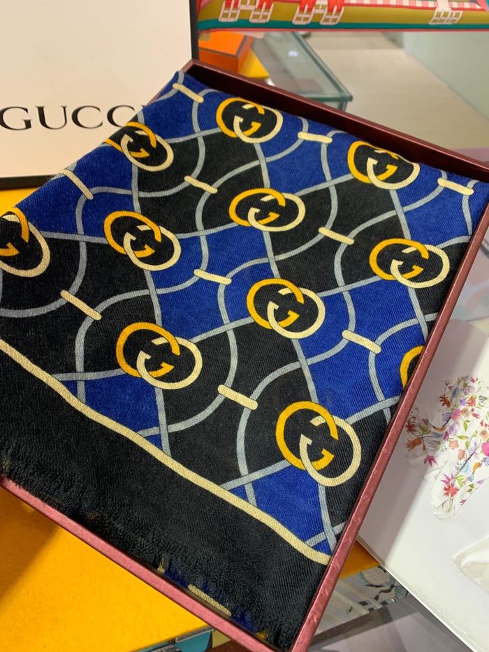 Gucci Scarf GUC00083