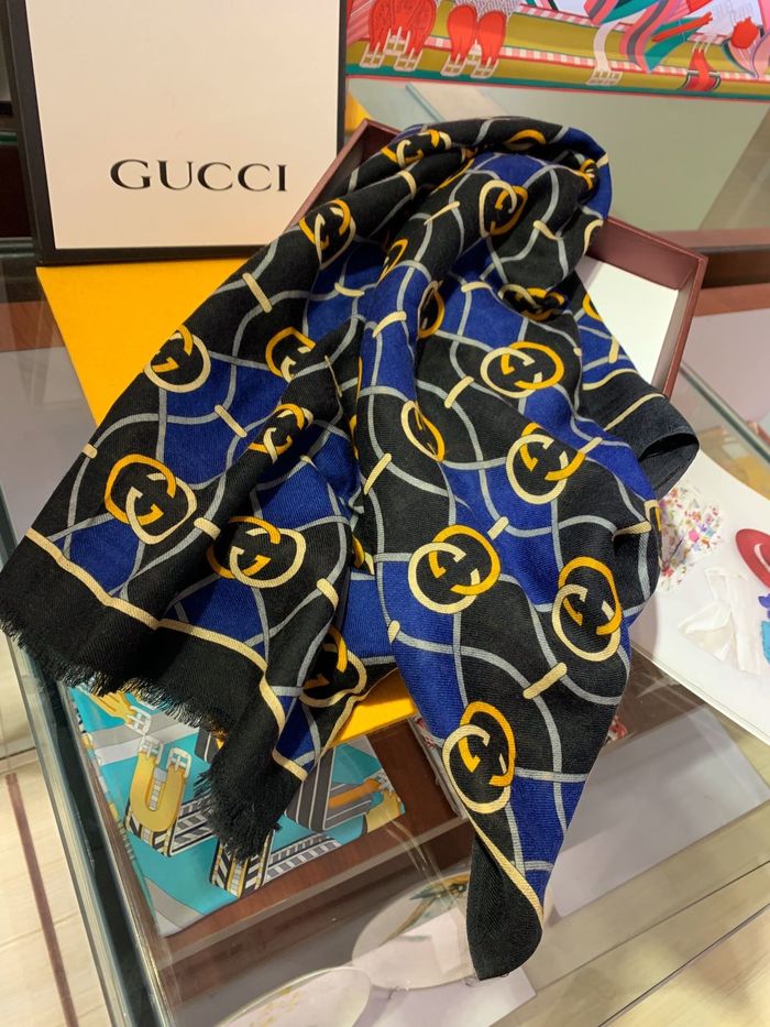 Gucci Scarf GUC00083