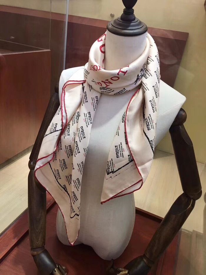 Gucci Scarf GUC00091