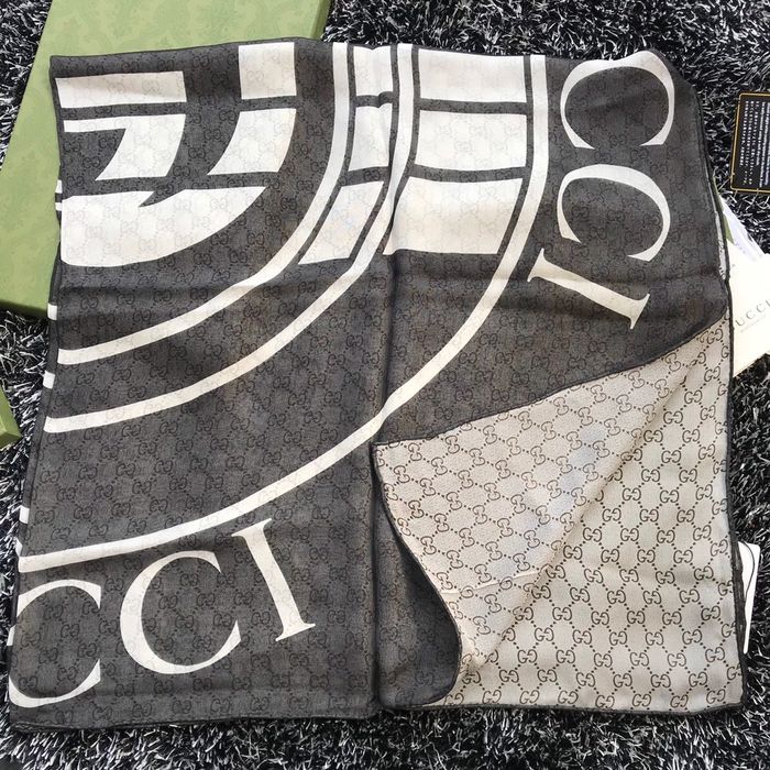 Gucci Scarf GUC00116