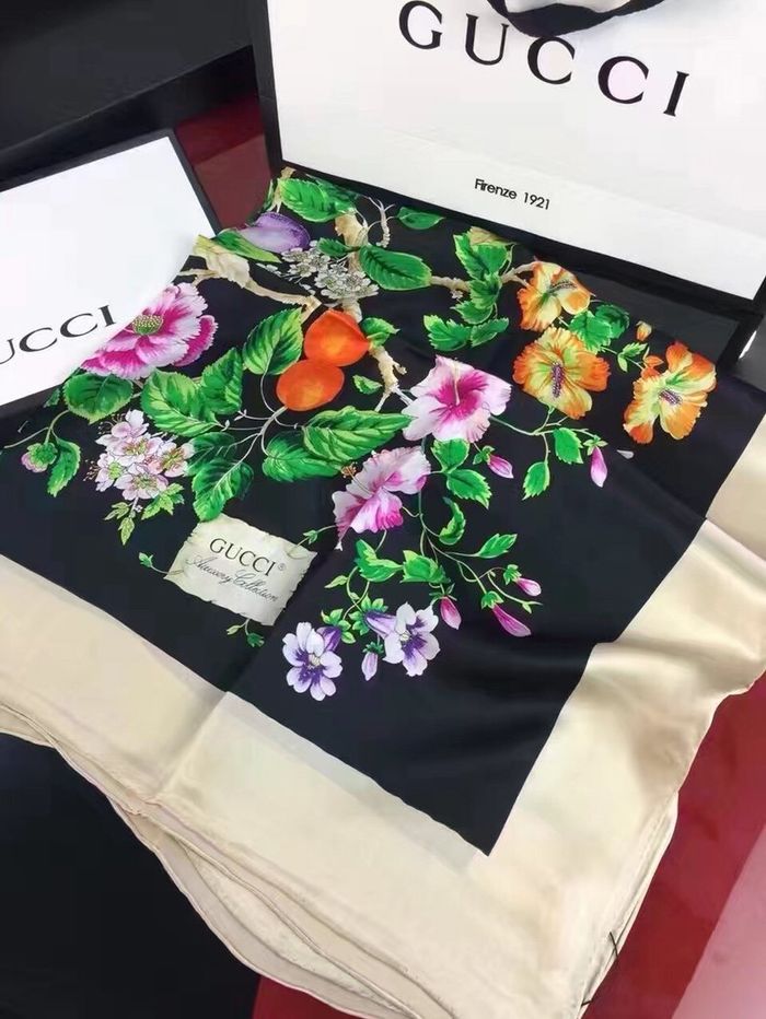 Gucci Scarf GUC00139