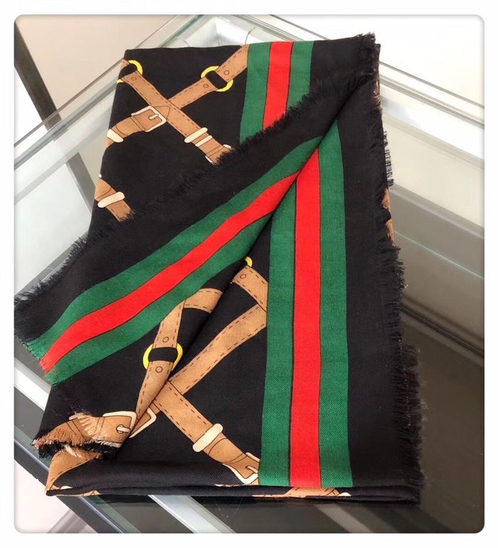 Gucci Scarf GUC00151