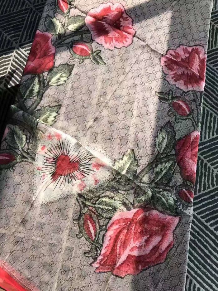 Gucci Scarf GUC00153