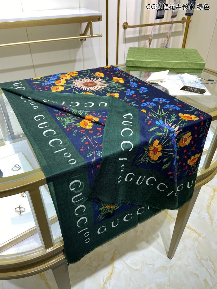 Gucci Scarf GUC00185