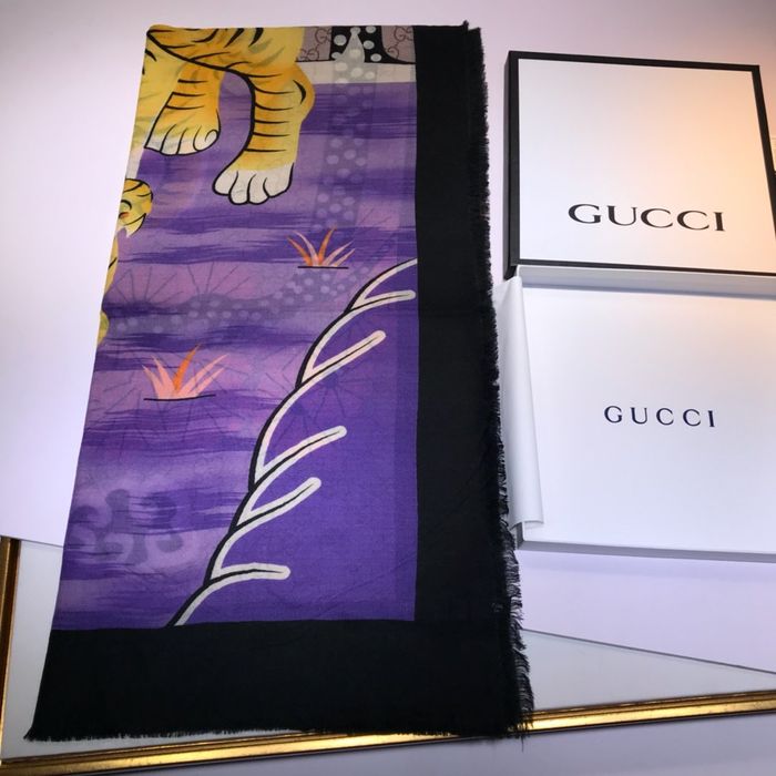 Gucci Scarf GUC00214