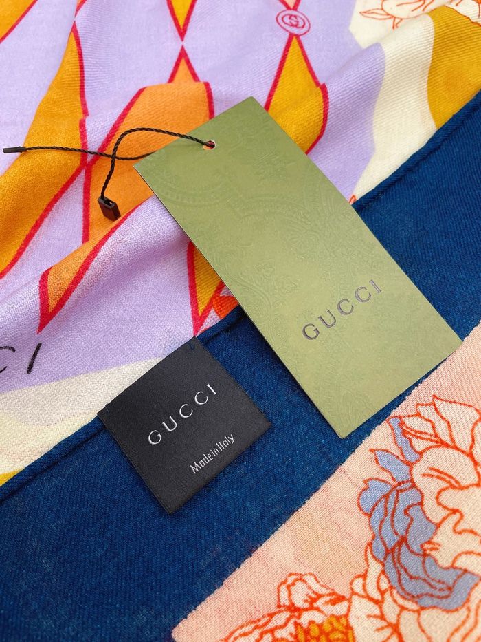 Gucci Scarf GUC00237