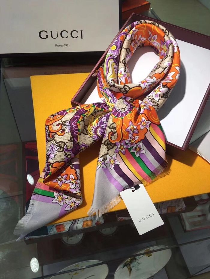 Gucci Scarf GUC00240