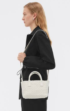 Bottega Veneta Mini Cabat 709464 white