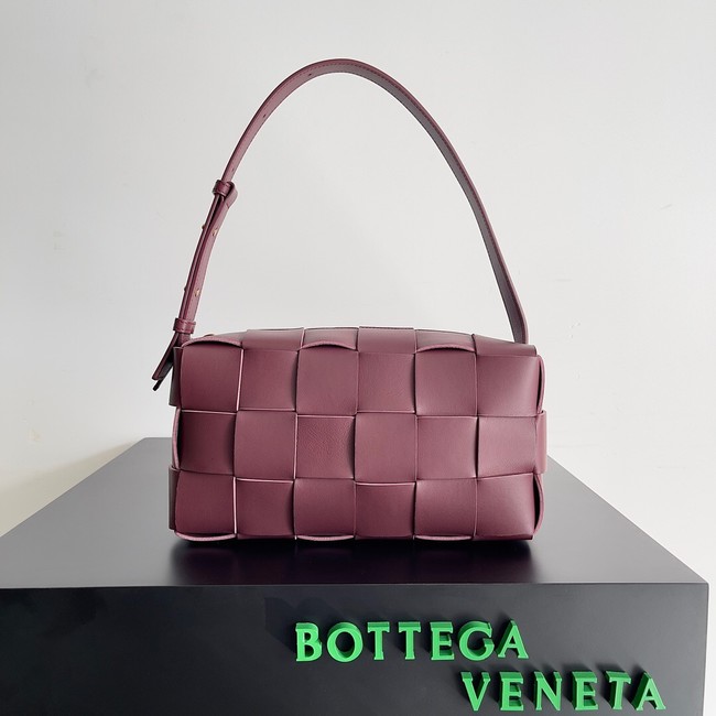 Bottega Veneta Brick Cassette 709360 Bordeaux