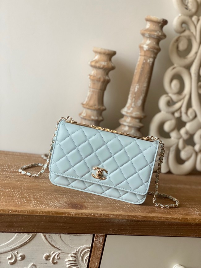 CHANEL WALLET ON CHAIN Lambskin & Gold-Tone Metal 88632 light blue