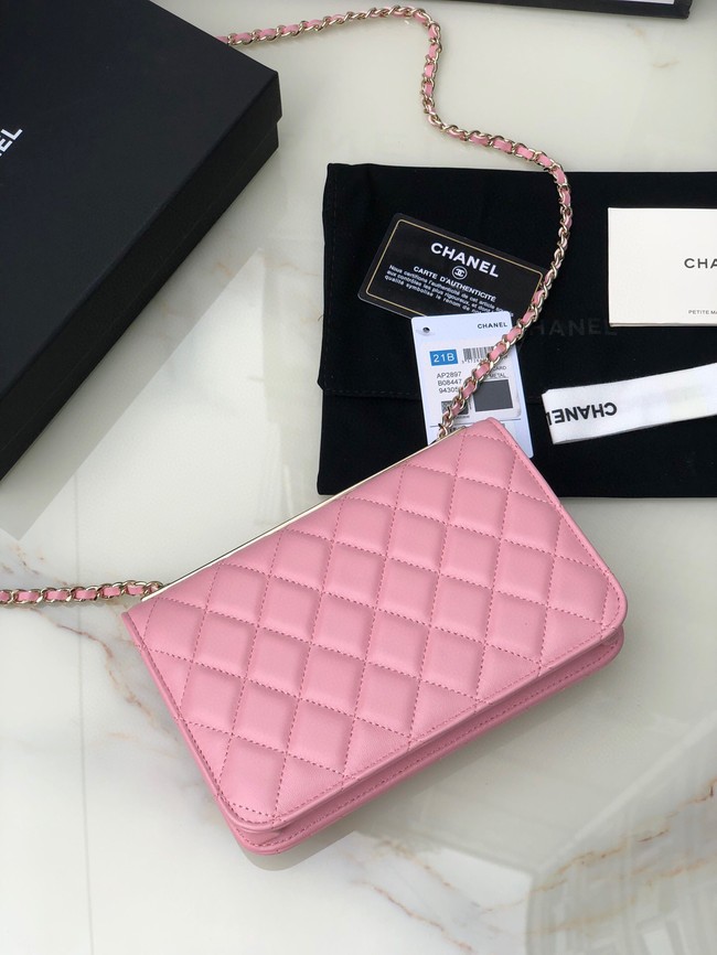 CHANEL WALLET ON CHAIN Lambskin & light Gold-Tone Metal 80892 pink