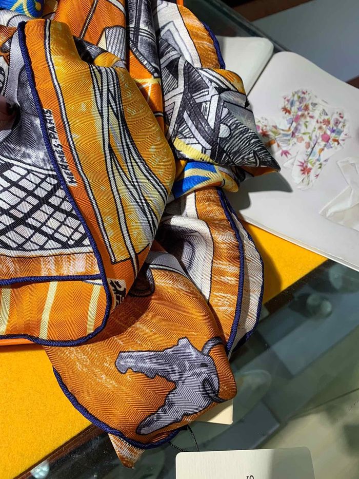 Hermes Scarf HEC00412