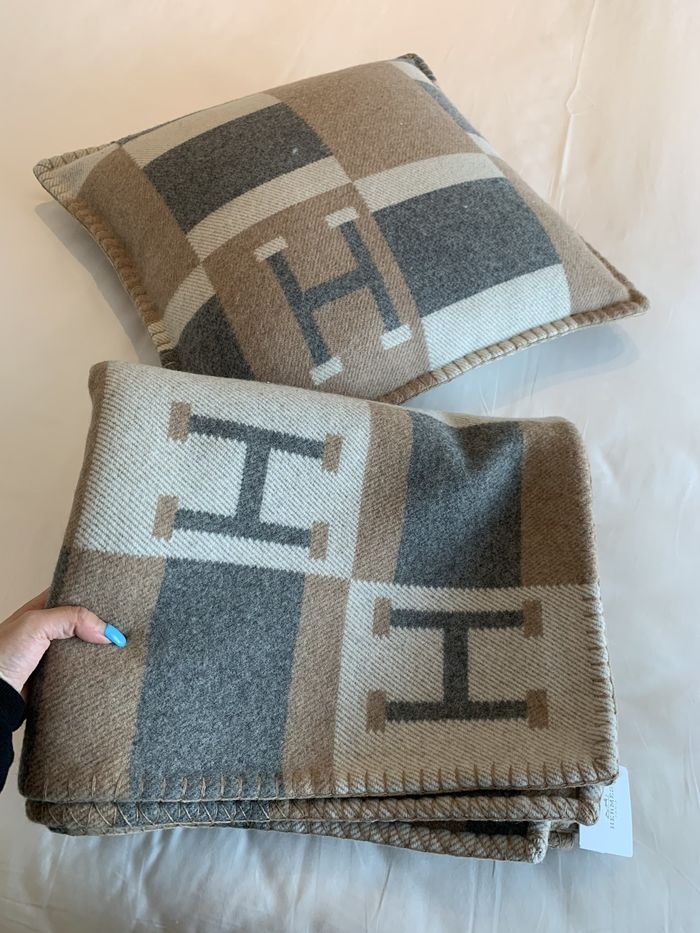 Hermes Blanket HEC00539