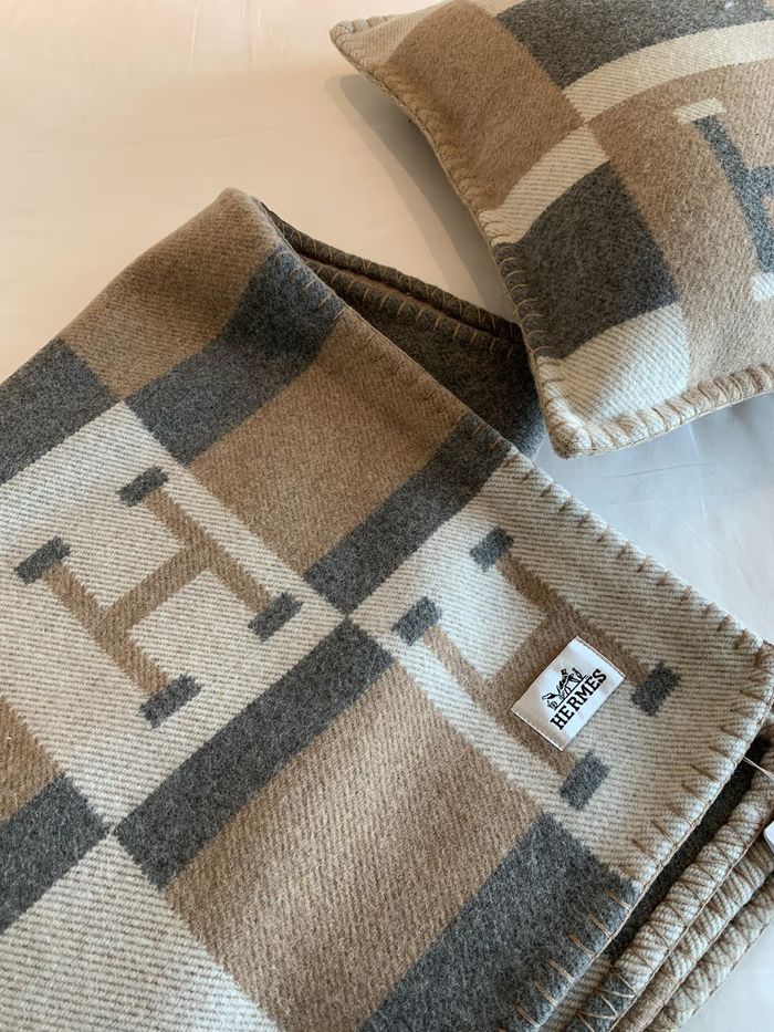 Hermes Blanket HEC00539