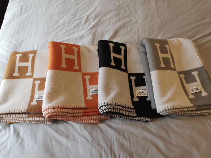 Hermes Blanket HEC00542