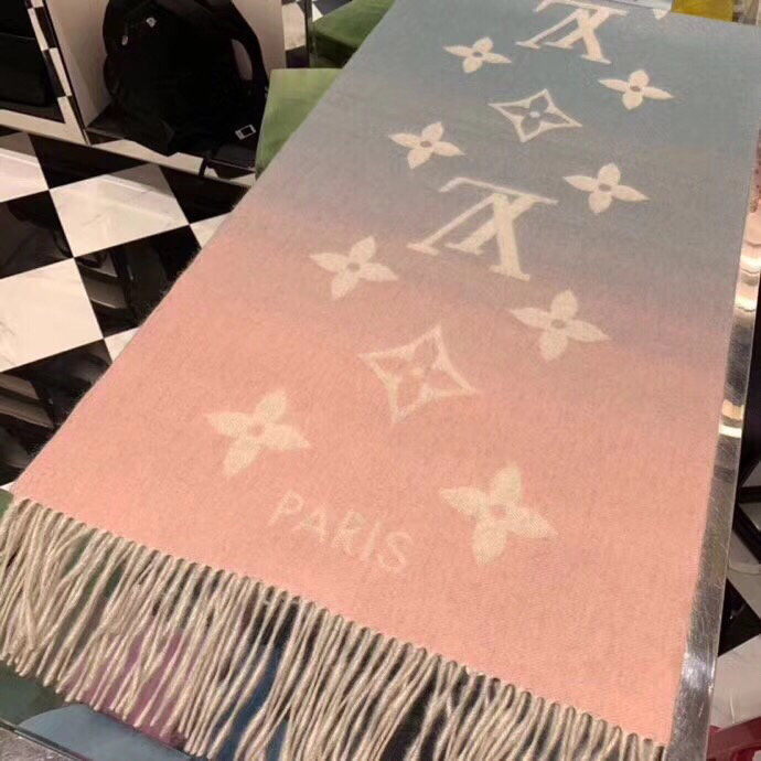 Louis Vuitton Scarf LVC00035