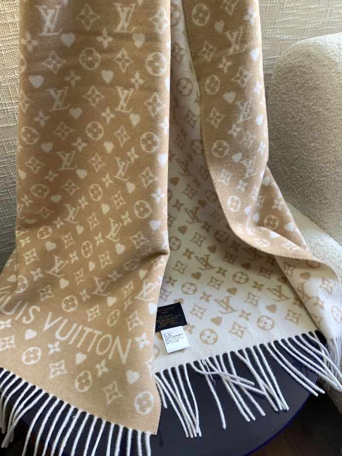 Louis Vuitton Scarf LVC00043