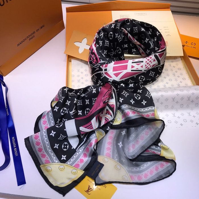 Louis Vuitton Scarf LVC00068