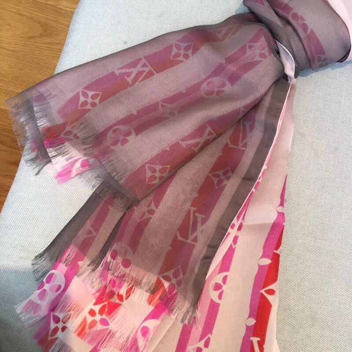 Louis Vuitton Scarf LVC00072