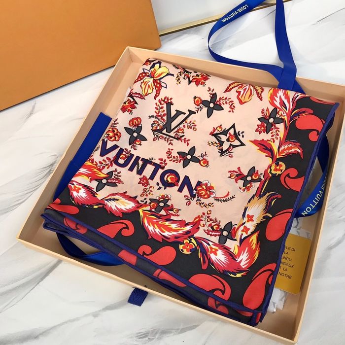 Louis Vuitton Scarf LVC00101