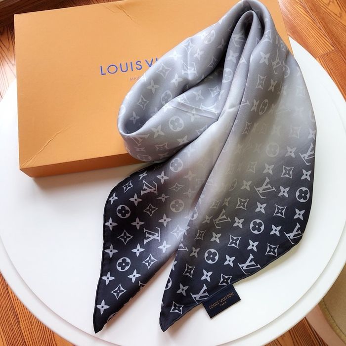 Louis Vuitton Scarf LVC00107