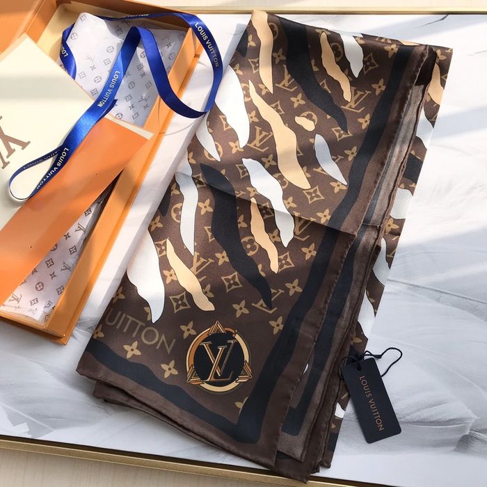 Louis Vuitton Scarf LVC00121