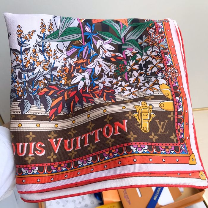 Louis Vuitton Scarf LVC00137