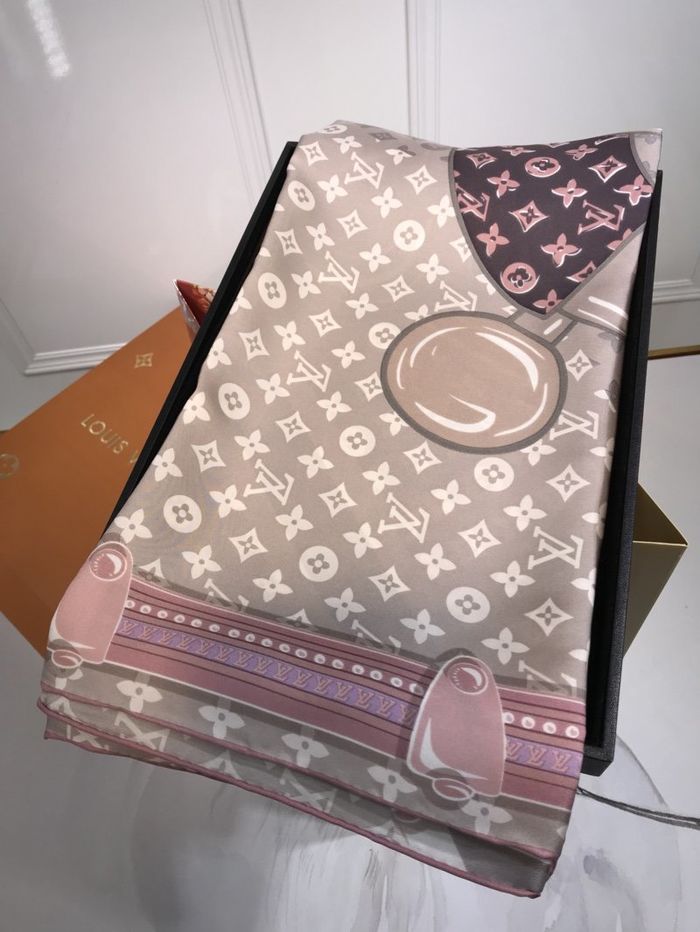 Louis Vuitton Scarf LVC00161