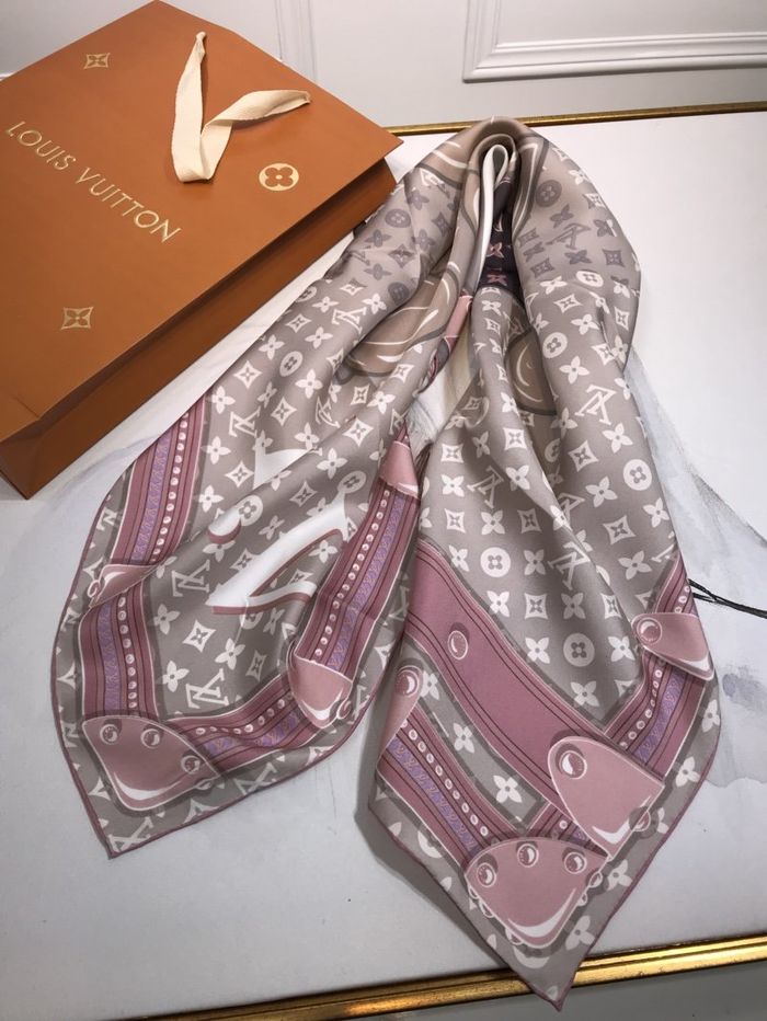 Louis Vuitton Scarf LVC00161