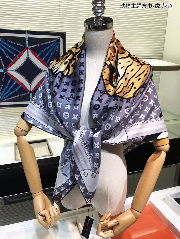 Louis Vuitton Scarf LVC00204