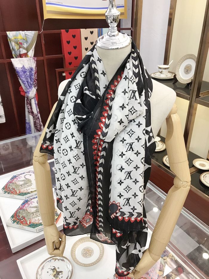 Louis Vuitton Scarf LVC00254