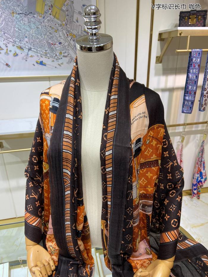 Louis Vuitton Scarf LVC00275