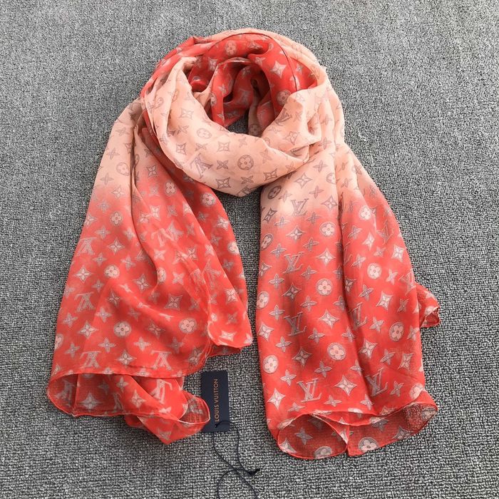 Louis Vuitton Scarf LVC00289