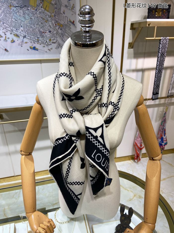 Louis Vuitton Scarf LVC00298