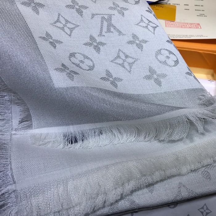 Louis Vuitton Scarf LVC00310