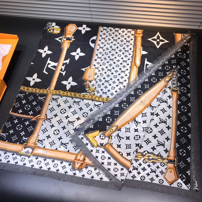 Louis Vuitton Scarf LVC00314