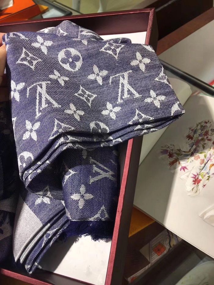 Louis Vuitton Scarf LVC00325