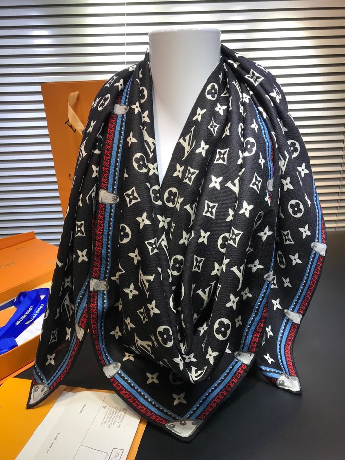 Louis Vuitton Scarf LVC00338