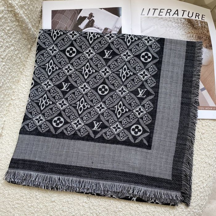 Louis Vuitton Scarf LVC00347