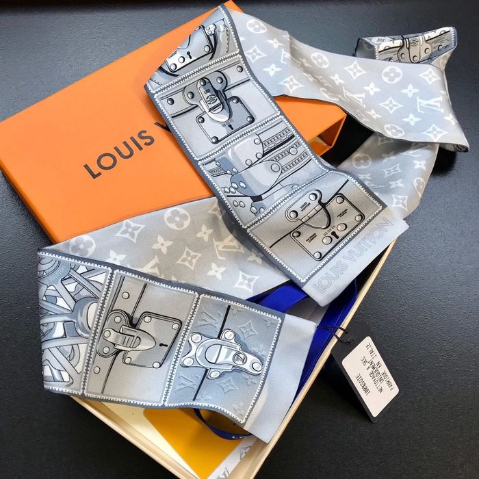 Louis Vuitton Scarf LVC00361